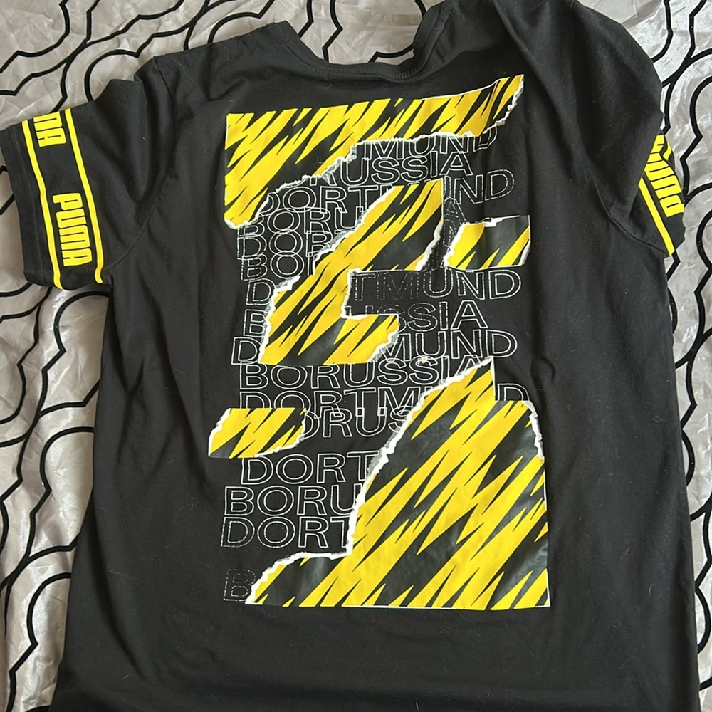 Puma BVB 09 Dortmund soccer t shirt - Picture 2 of 3